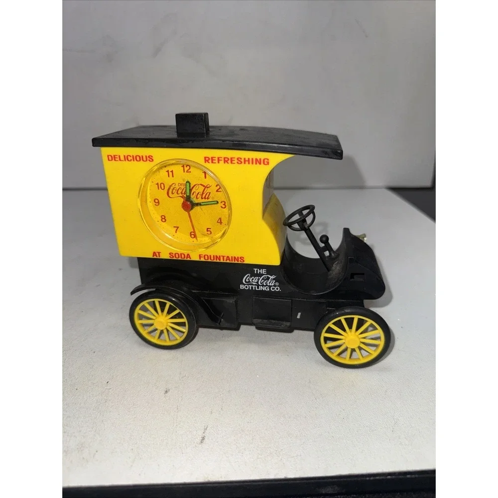 Vintage 1996 Coca-Cola Bottling Co. Antique Car Alarm Clock 'At Soda Fountains'